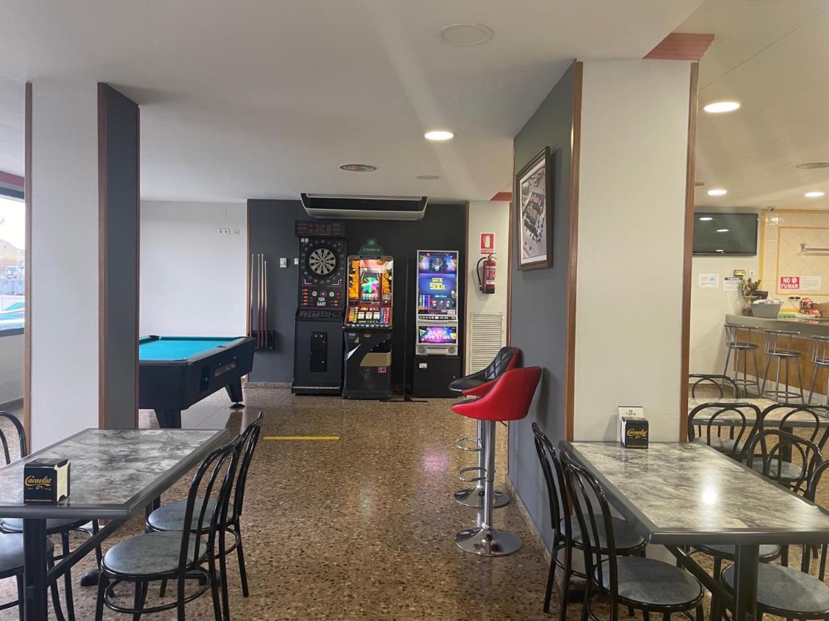 Hotel Reina Isabel ييذا المظهر الخارجي الصورة