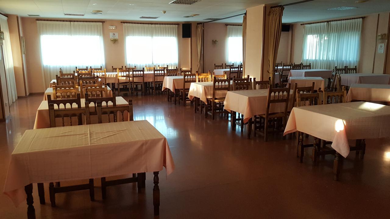 Hotel Reina Isabel ييذا المظهر الخارجي الصورة