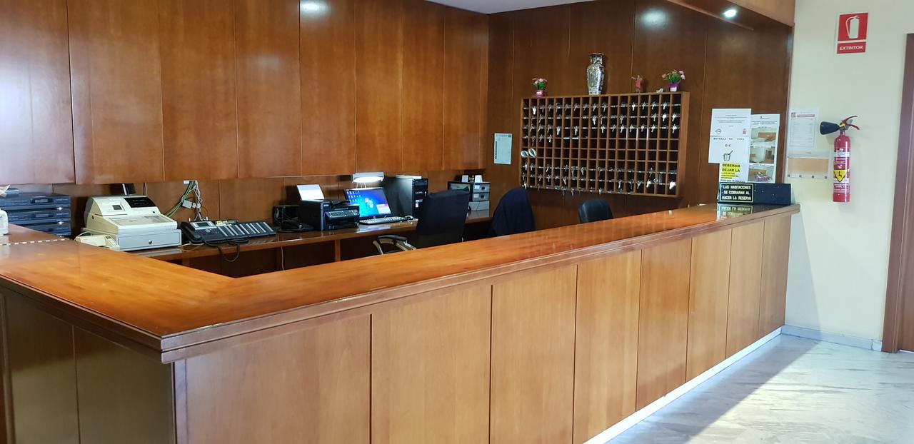 Hotel Reina Isabel ييذا المظهر الخارجي الصورة