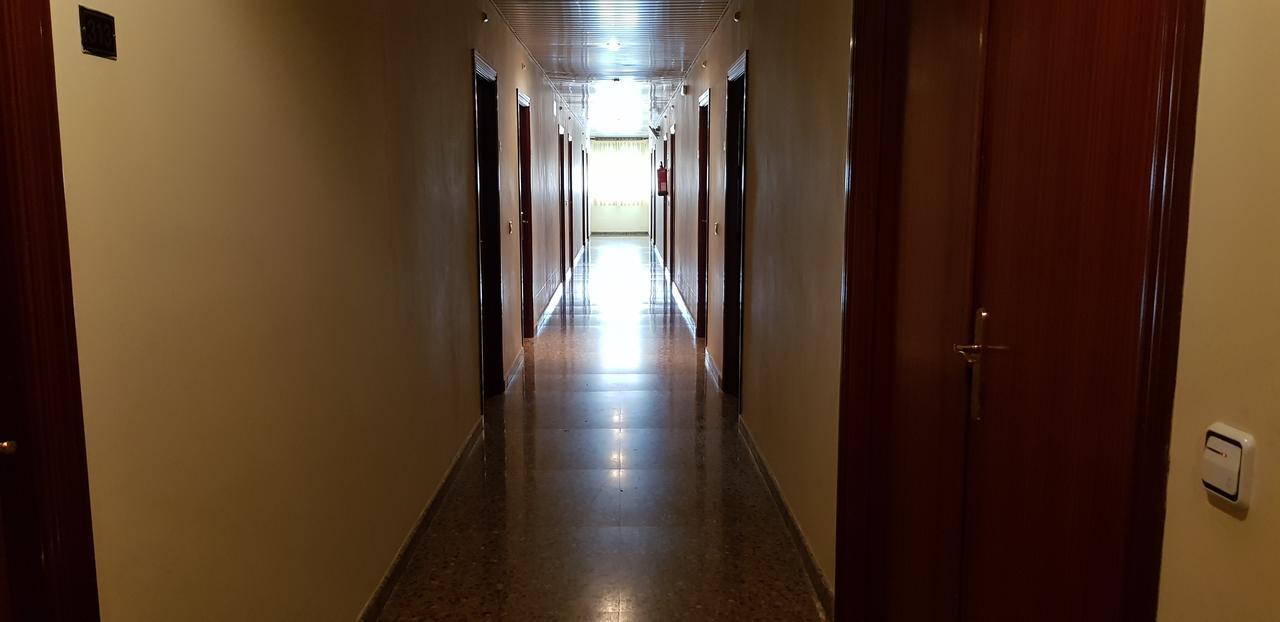 Hotel Reina Isabel ييذا المظهر الخارجي الصورة