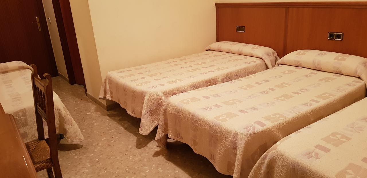 Hotel Reina Isabel ييذا المظهر الخارجي الصورة
