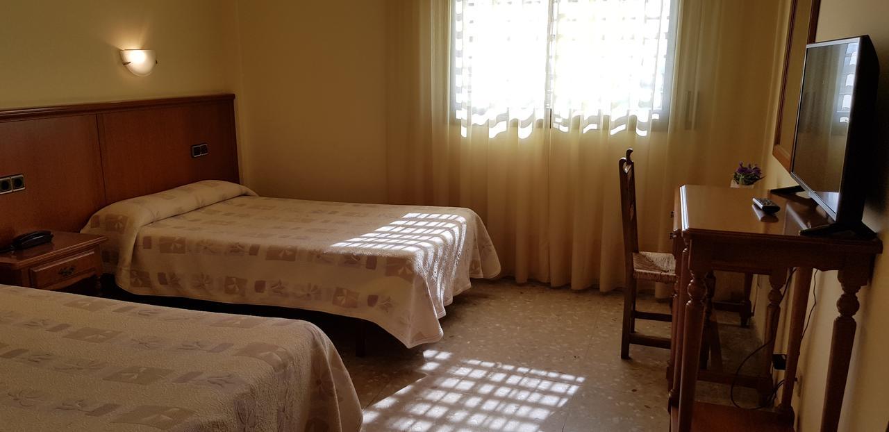 Hotel Reina Isabel ييذا المظهر الخارجي الصورة